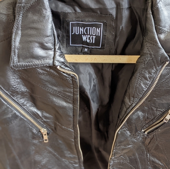 Leather jacket - Picture 4 of 5